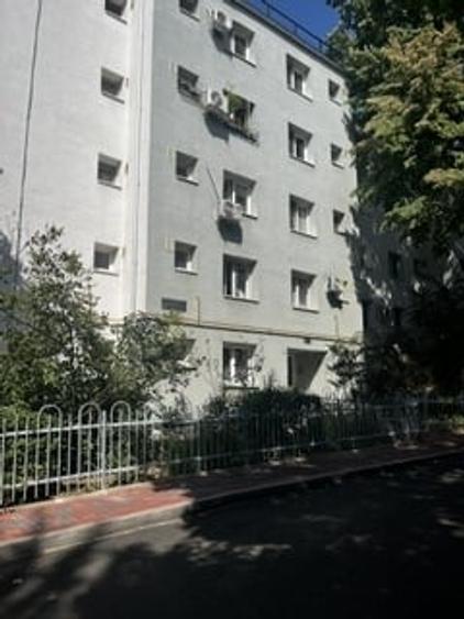 Garsonieră semidecomandată în Decebal