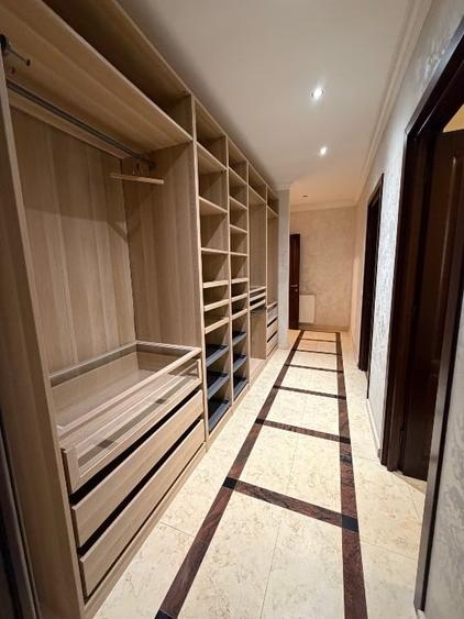 Apartament cu 3 camere decomandat în Copou