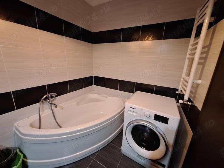 Apartament cu 2 camere semidecomandat în Roșu