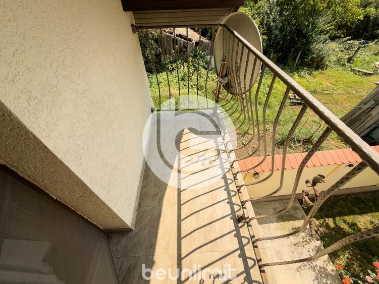 Casă individuală cu 5 camere cu Canalizare în Trei Stejari