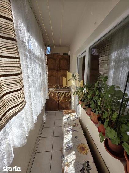 Apartament cu 2 camere, mobilat în Soarelui