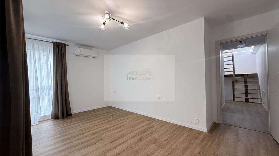 Duplex cu 4 camere cu Canalizare în Iris