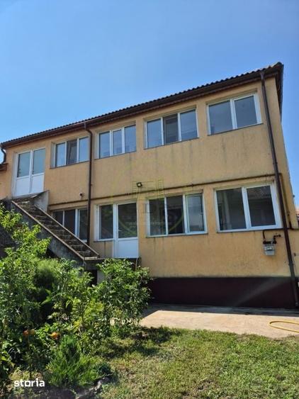 Spațiu comercial, de 613.7 mp, în 1 Mai