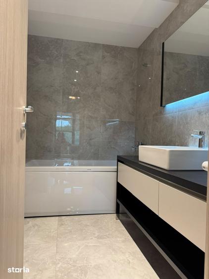 Apartament cu 3 camere în Decebal