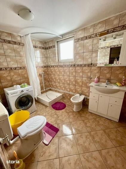 Casă cu 4 camere cu Teren 260 Mp în Central