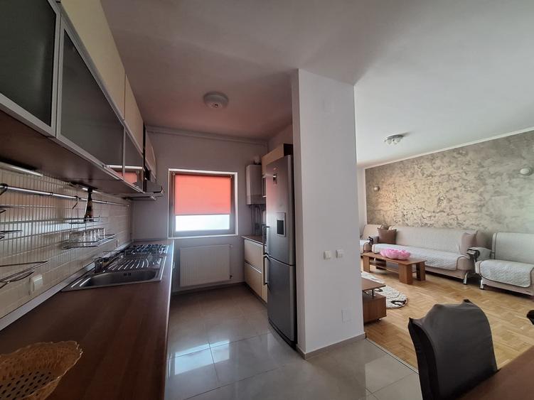 Apartament 3 camere de inchiriat (Otopeni) - 1