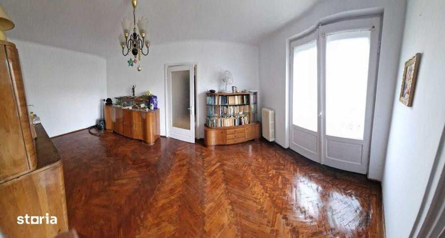 Apartament cu 2 camere nedecomandat în Blejoi