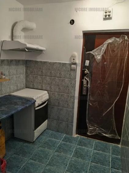Garsonieră semidecomandată în Complex Studențesc
