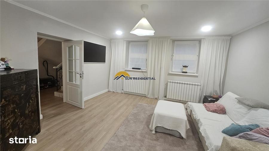 Apartament cu 6 camere în Victoriei