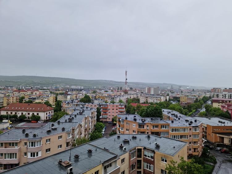 Apartament cu 2 camere decomandat în Mărăști