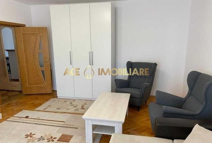 Apartament cu 2 camere decomandat, mobilat în Calea Călărașilor