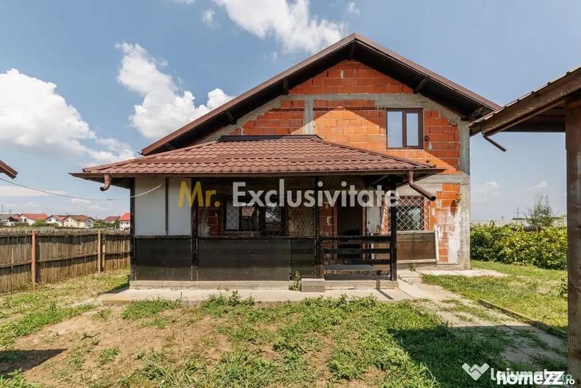 Casă cu 4 camere cu Teren 705 Mp în Central