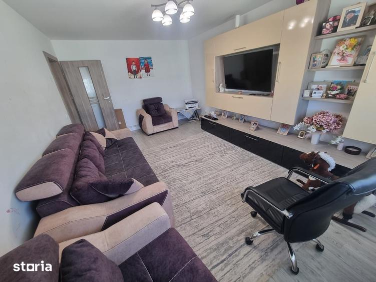 Apartament cu 3 camere decomandat în Ultracentral