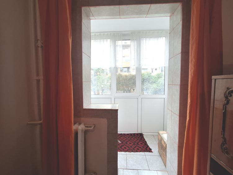 Apartament cu 2 camere nedecomandat, mobilat în Girocului
