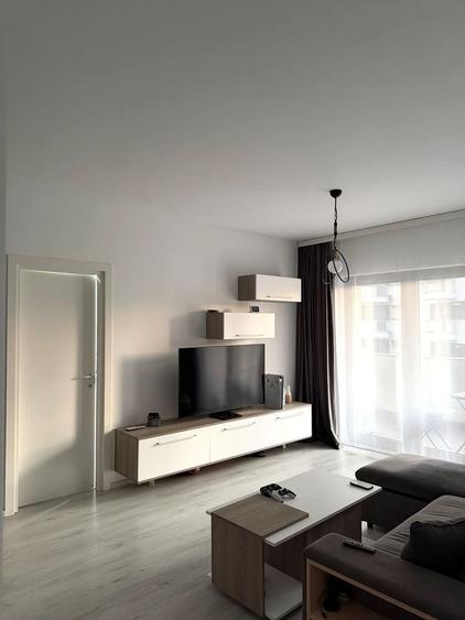 Apartament cu 2 camere în Mihai Bravu