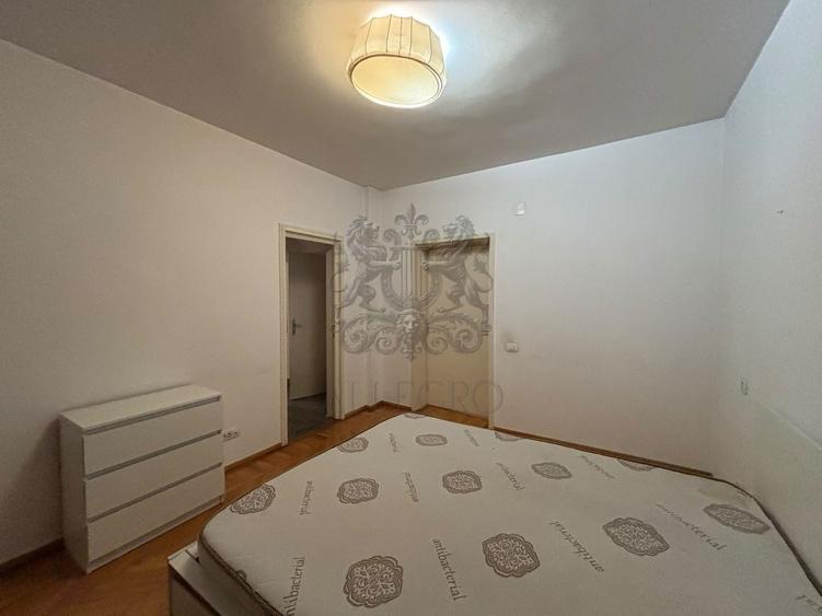 Apartament cu 3 camere semidecomandat, mobilat în Cișmigiu