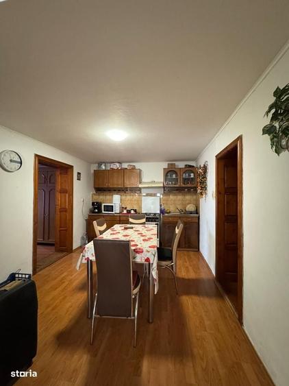 Casă cu 3 camere în Tămășeu