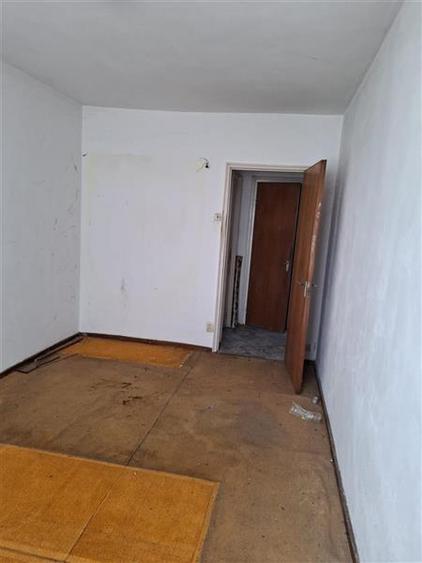 Apartament cu 2 camere decomandat în Dristor