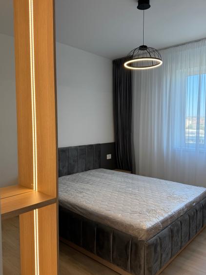 Apartament cu 3 camere decomandat în Lotus