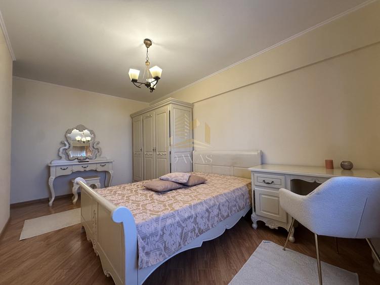 Apartament cu 3 camere decomandat, mobilat în Mărăști