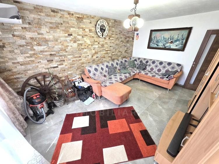 Apartament cu 2 camere semidecomandat în Rovine