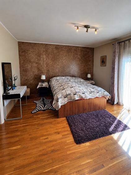 Casă individuală cu 5 camere cu Teren 264 Mp în Ultracentral