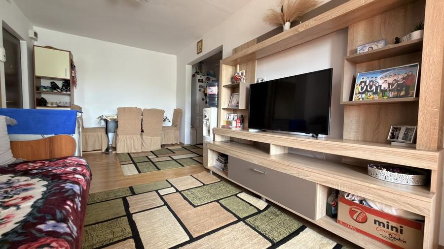 Apartament cu 2 camere decomandat, mobilat în Km 4-5