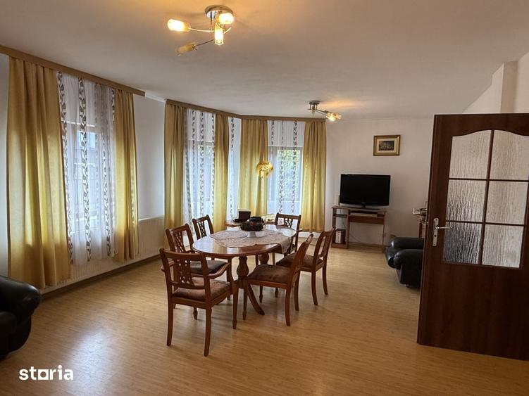 Casă cu 3 camere cu Teren 330 Mp în Central