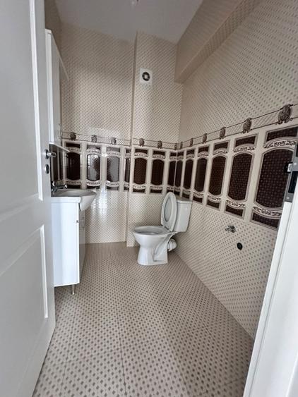 Apartament cu 3 camere în Dobroești