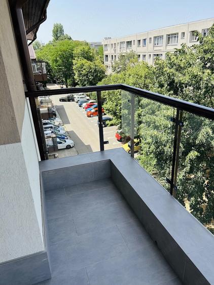 Apartament cu 2 camere decomandat în Ozana