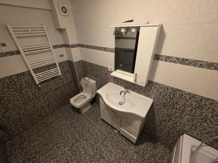 Apartament cu 3 camere semidecomandat în Nicolae Grigorescu