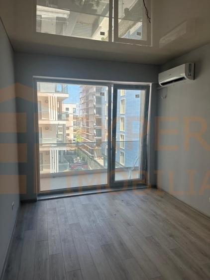 Apartament cu 2 camere decomandat în Mamaia-Sat — fotografia 2