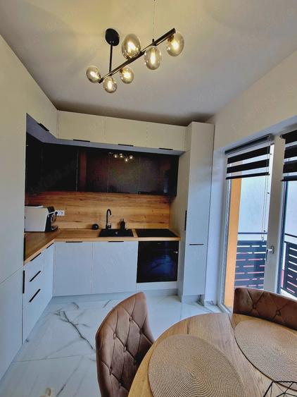 Apartament cu 3 camere decomandat în Apahida