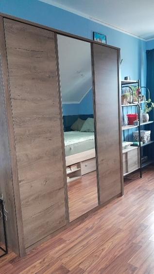 Casă individuală cu 5 camere cu Canalizare în Glâmbocu