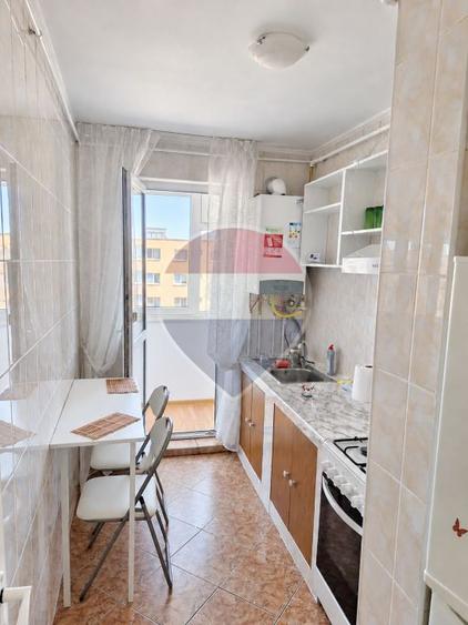 Apartament cu 3 camere decomandat în Griviței