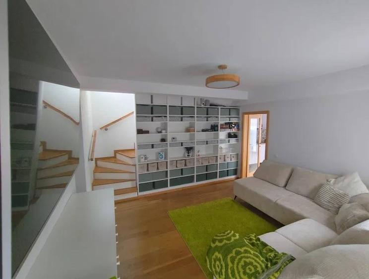 Casă cu 4 camere cu Teren 350 Mp în Dâmbul Rotund