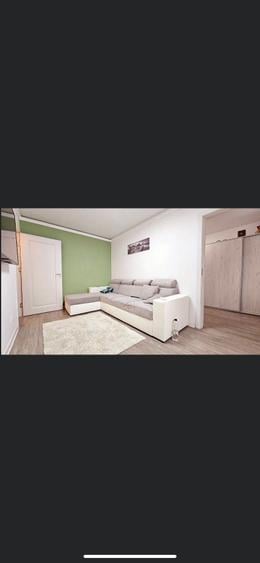 Apartament cu 2 camere semidecomandat în Intim