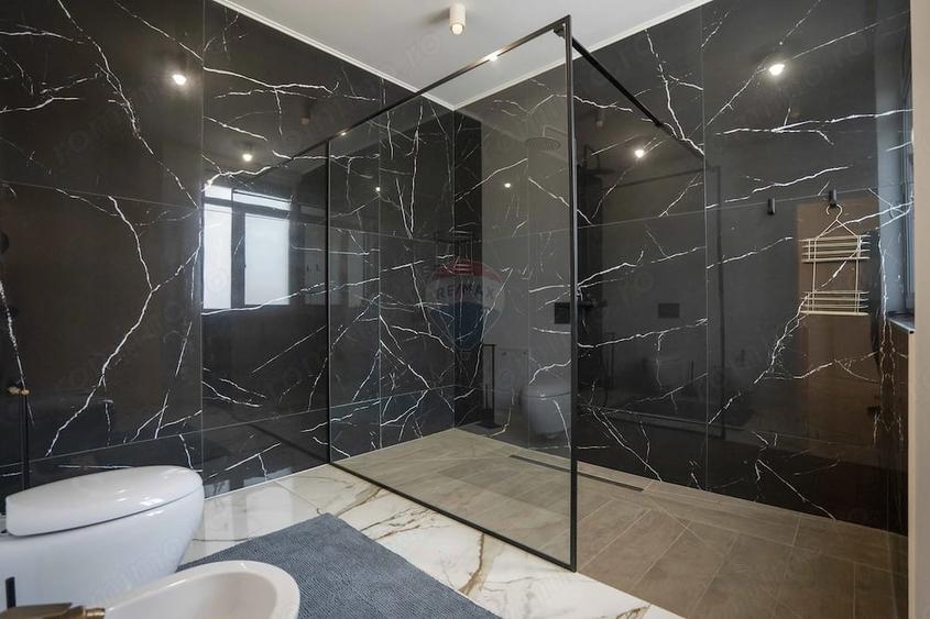 Apartament cu 6 camere în Cantemir