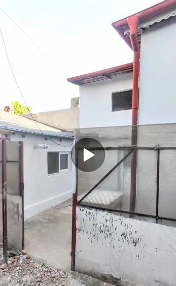 Casă cu 3 camere cu Teren 40 Mp în Tei