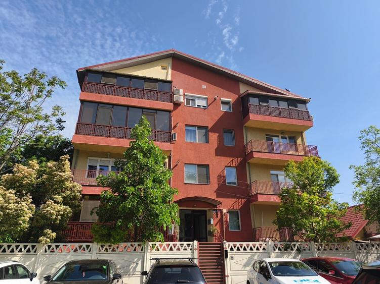 Apartament cu 2 camere semidecomandat în Olteniței