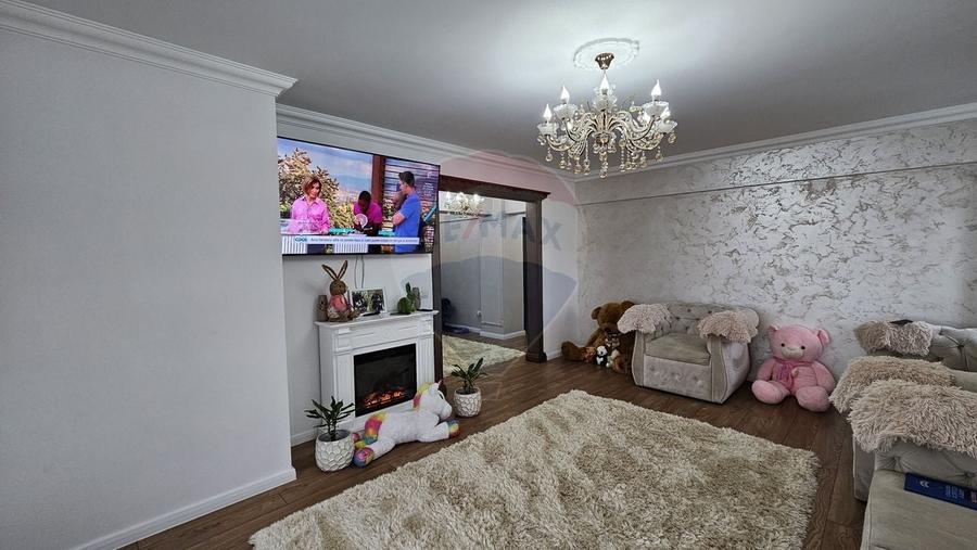 Apartament cu 3 camere decomandat, mobilat în Burdujeni