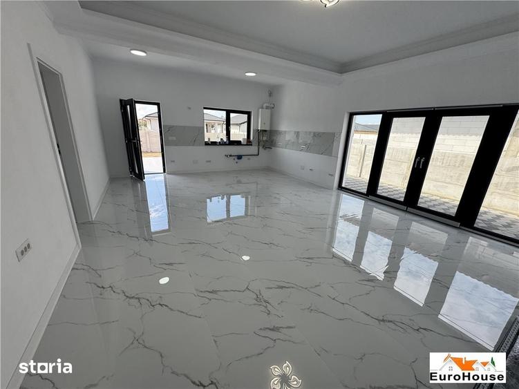 Casă cu 4 camere cu Teren 424 Mp în Central