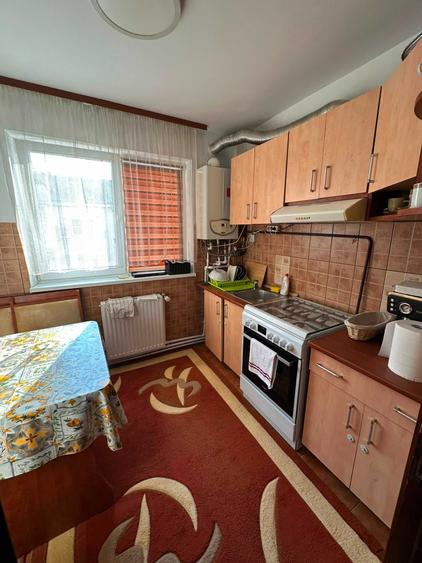 Apartament cu 3 camere decomandat în George Enescu