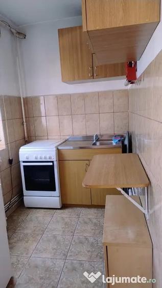 Garsonieră semidecomandată în Valea Aurie