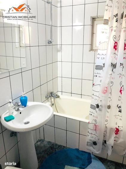 Apartament cu 2 camere decomandat în Cetate