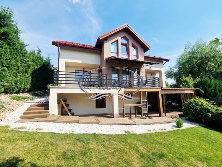 Casă individuală cu 5 camere cu Canalizare în Europa