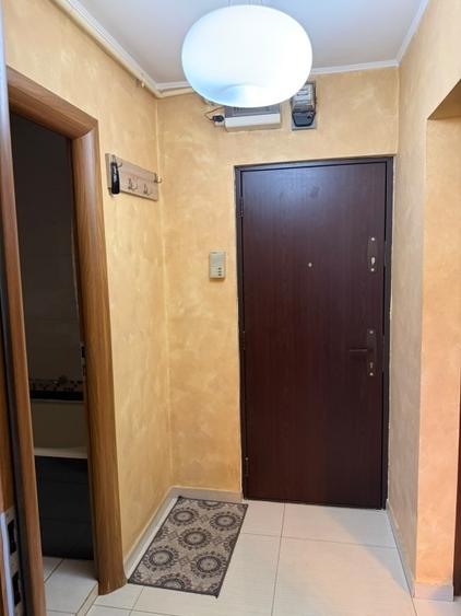 Apartament cu 2 camere, mobilat în Giurgiului