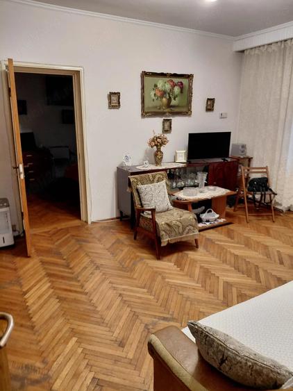 Apartament cu 2 camere semidecomandat în Trivale