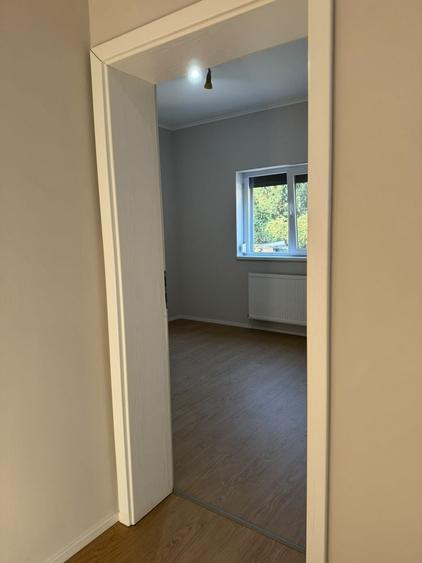 Apartament cu 3 camere decomandat în Giroc