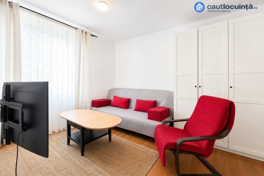 Apartament cu 3 camere semidecomandat în Drumul Taberei